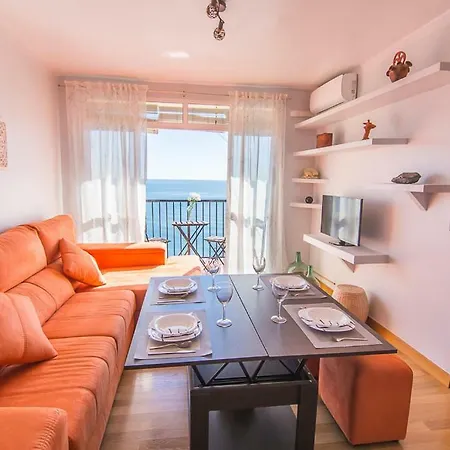 Piso Primera Línea De Playa * Málaga
